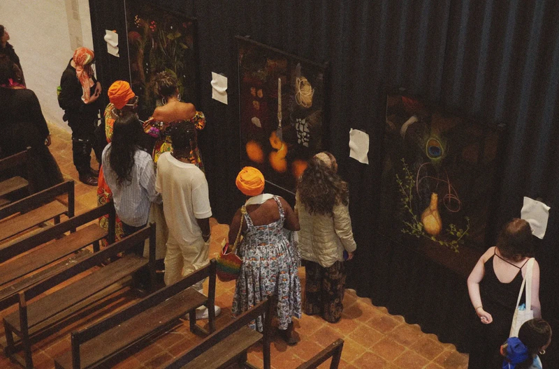 Mil mundos negros que se conectan entre sí