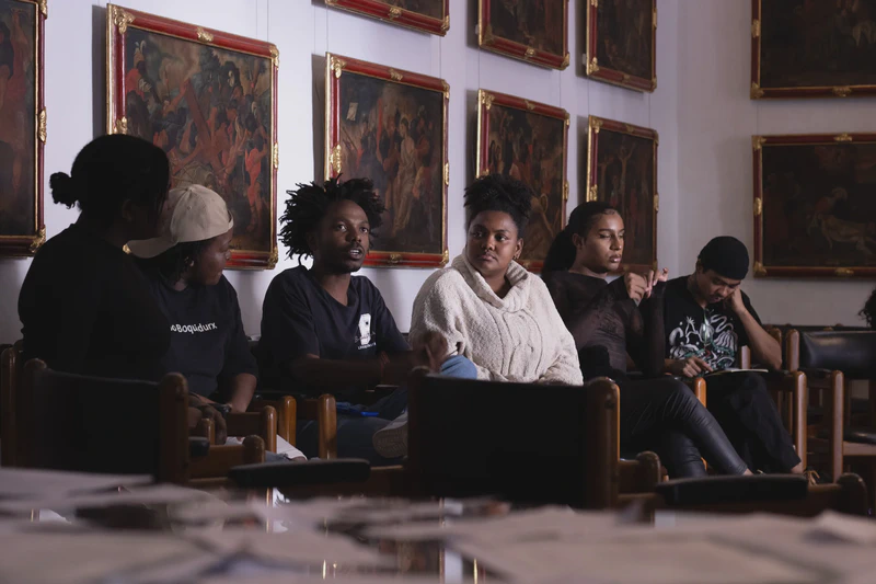 Las raíces del mangle rojo, futuridades anticoloniales: ejercicios de imaginación radical cimarrona